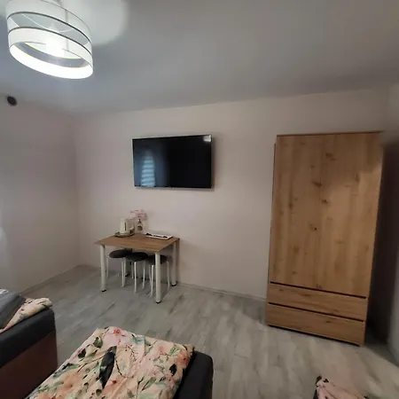 Z Aneksem Kuchennym Apartment Zyrardow